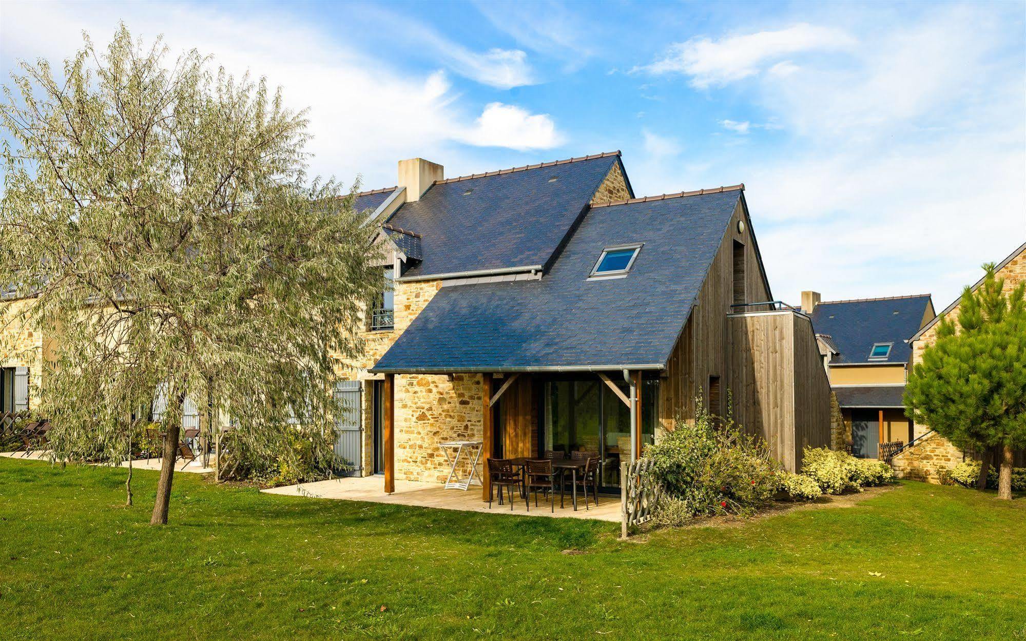 Lagrange Vacances Les Hauts De La Houle Cancale Exterior photo